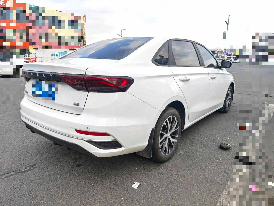 GEELY Emgrand 2025 image de voiture #5