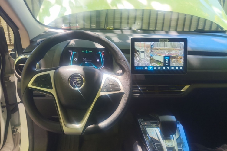BYD Yuan New Energy 2019 car image #12