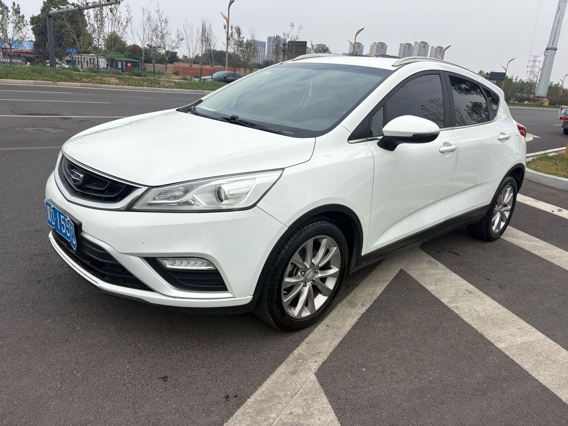 GEELY Emgrand GS 2017 GEELY Emgrand GS 2017 car image