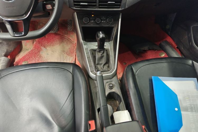 Volkswagen Polo 2019 #14 Volkswagen Polo 2019 car image #14
