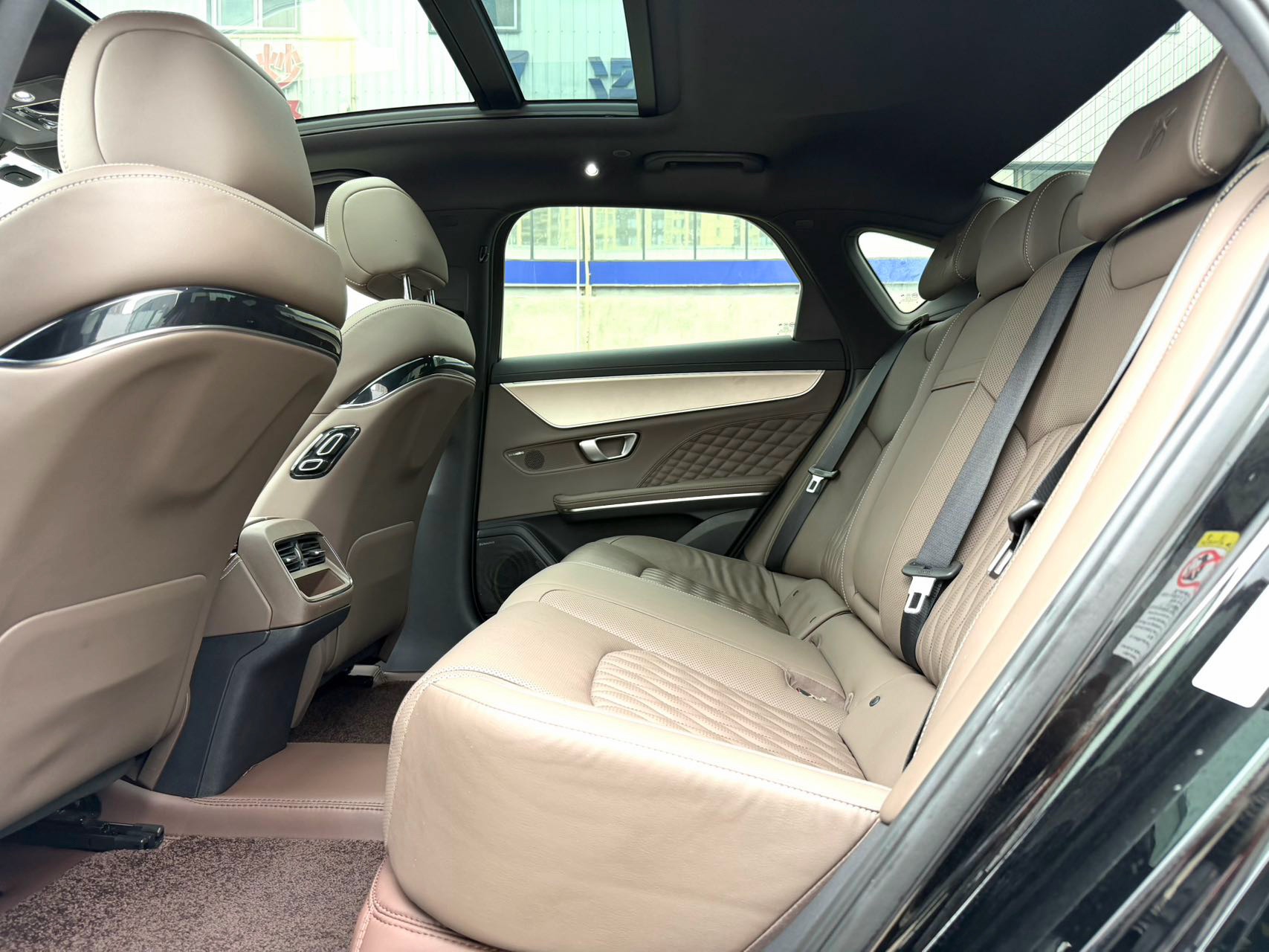 BYD Han 2024 car image #4
