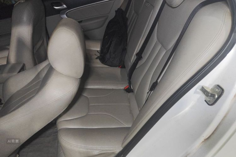 GEELY Emgrand 2016 car image #19