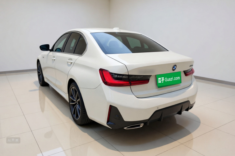 BMW 3 Series 2024 #5 BMW 3 Series 2024 car image #5