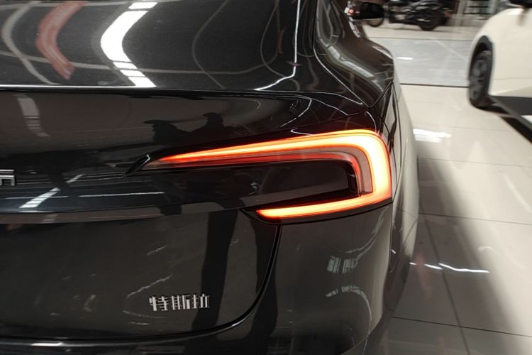 Tesla Model 3 2025 #8 Tesla Model 3 2025 car image #8