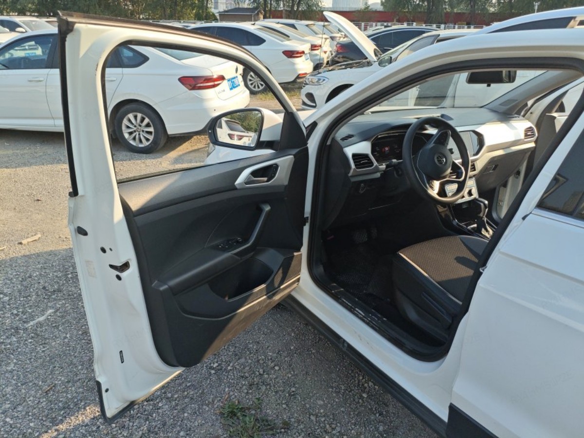 Volkswagen Tacqua 2023 #6 Volkswagen Tacqua 2023 صورة سيارة #6