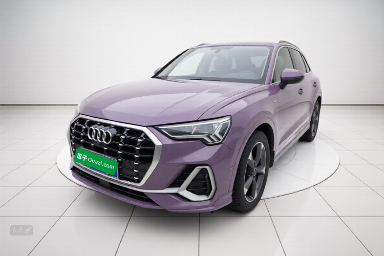 Audi Q3 2021 car image #2