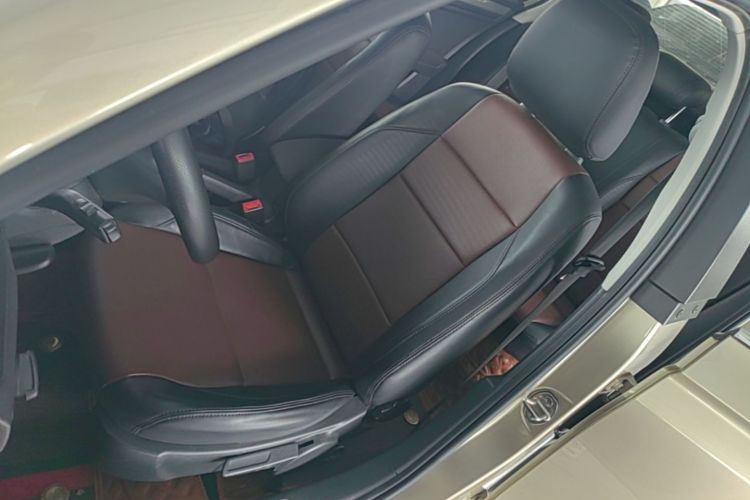 Volkswagen Bora 2020 car image #15