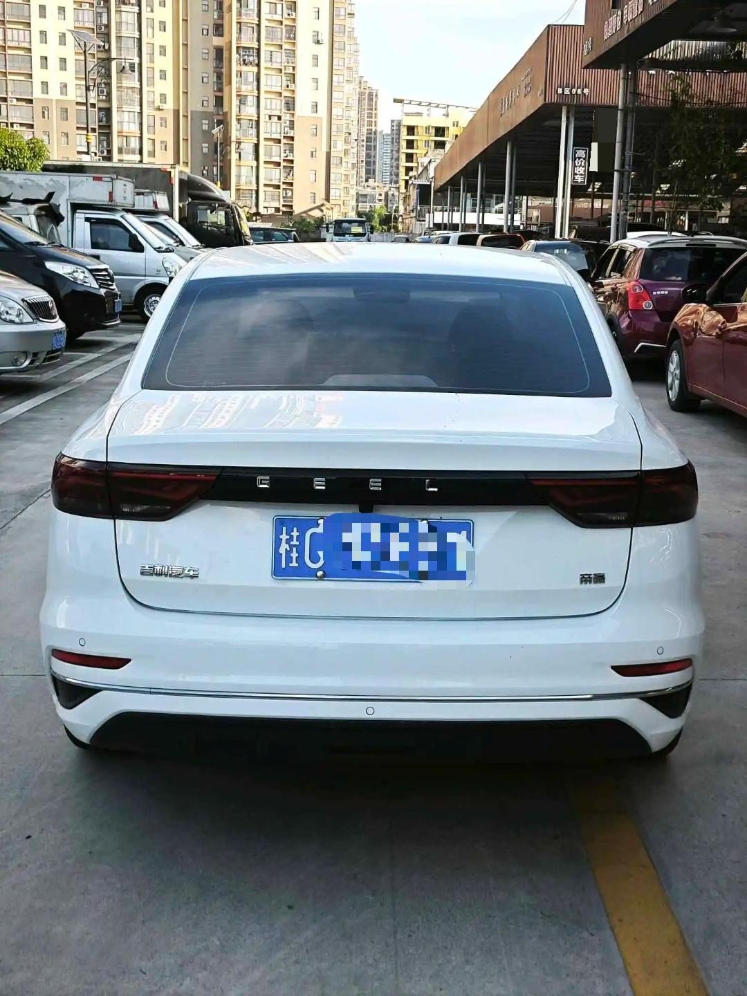 GEELY Emgrand 2024 #6 GEELY Emgrand 2024 car image #6