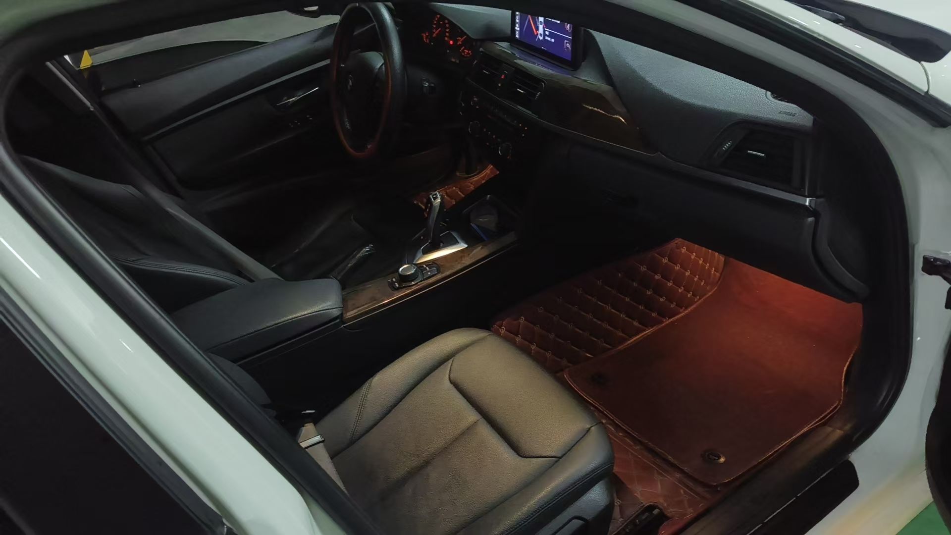 BMW 3 Series 2013 #8 BMW 3 Series 2013 imagem de carro #8