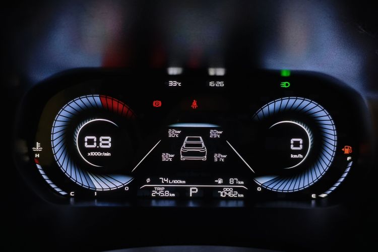 GEELY Emgrand 2022 #12 GEELY Emgrand 2022 car image #12