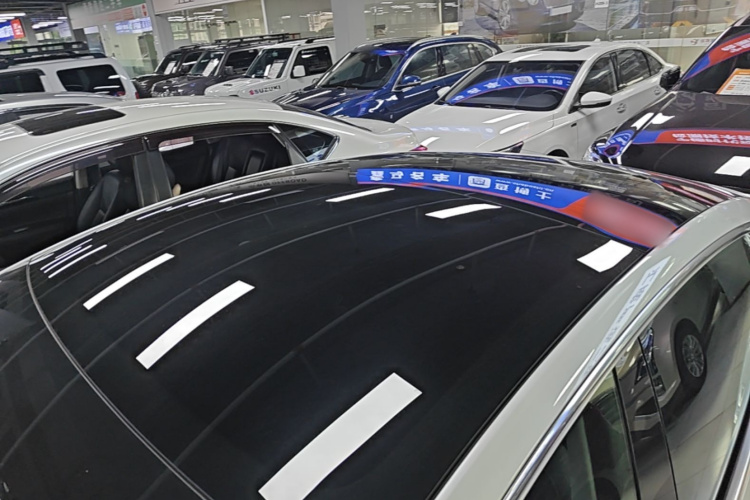 Tesla Model 3 2020 car image #25