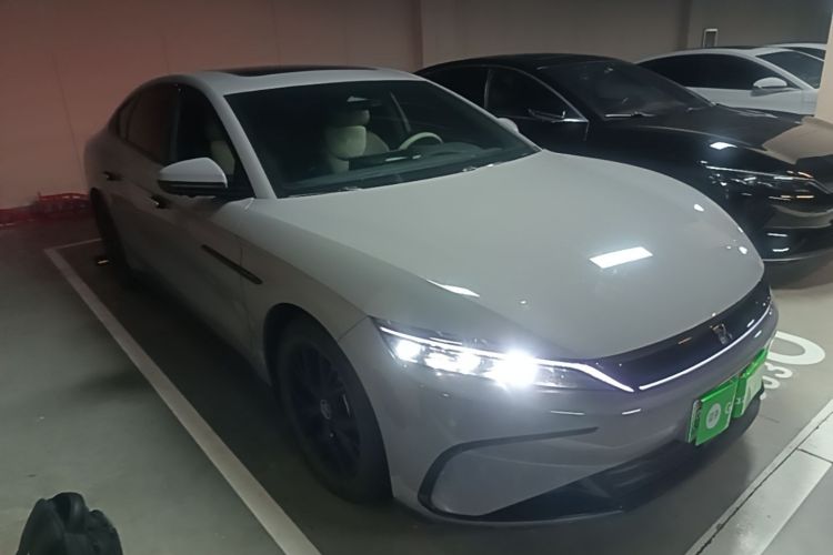BYD Han 2024 immagine di auto #4