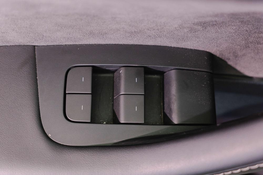 Tesla Model 3 2023 car image #24