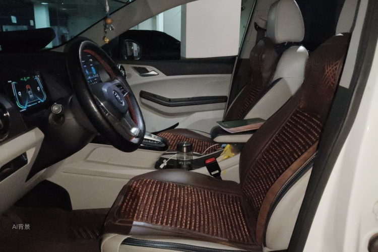 BYD Yuan Pro 2022 صورة سيارة #17
