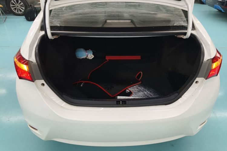 Toyota Corolla 2019 #19 Toyota Corolla 2019 car image #19
