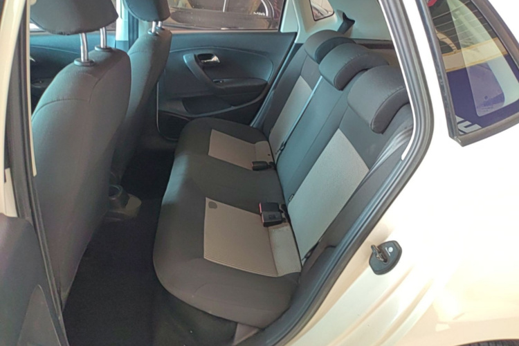 Volkswagen Polo 2019 #17 Volkswagen Polo 2019 car image #17