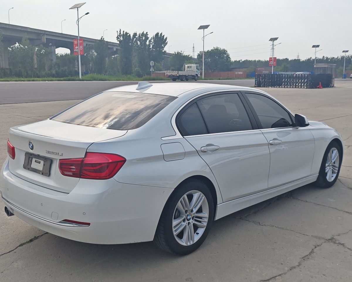BMW 3 Series 2017 car image #3