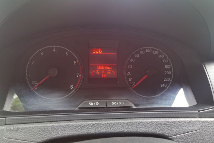 Volkswagen Santana 2017 #13 Volkswagen Santana 2017 car image #13