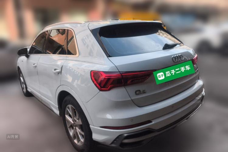 Audi Q3 2019 car image #5
