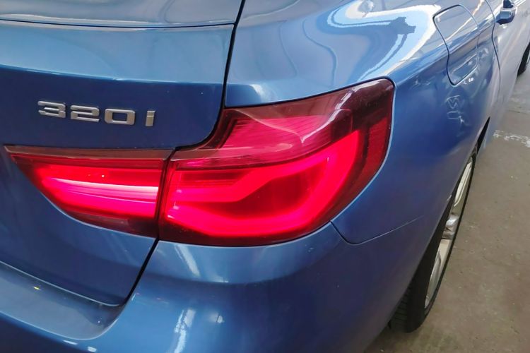 BMW 3 Series GT 2020 car image #8