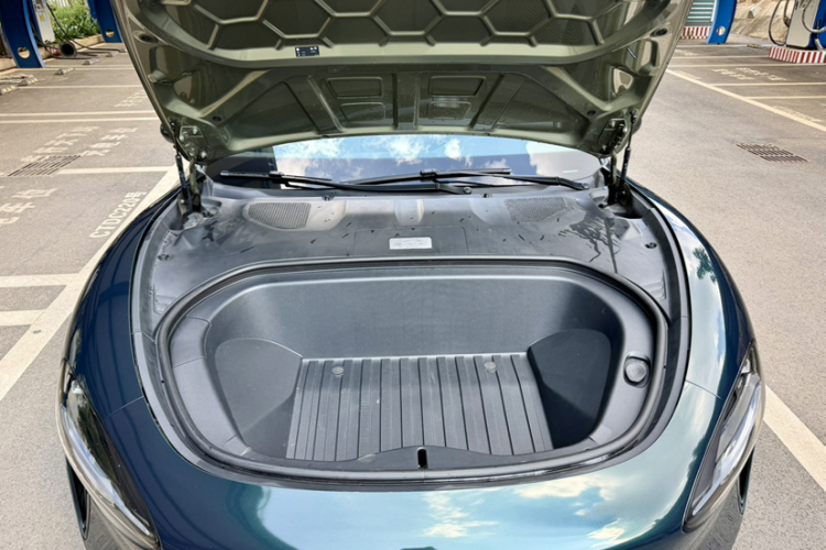 MI SU7 2024 immagine di auto #28