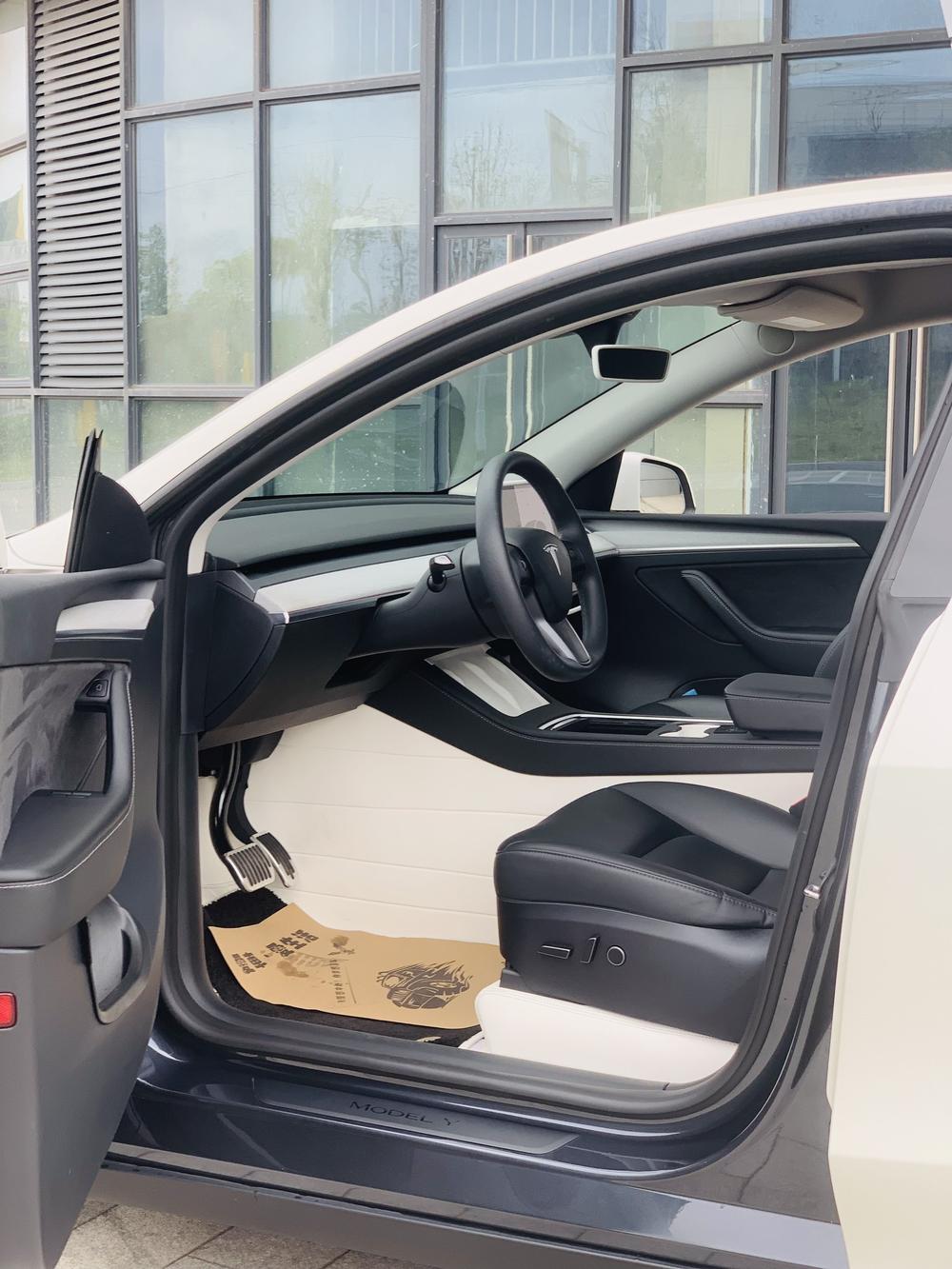 Tesla Model Y 2024 #24 Tesla Model Y 2024 car image #24