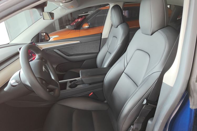 Tesla Model Y 2022 #19 Tesla Model Y 2022 car image #19