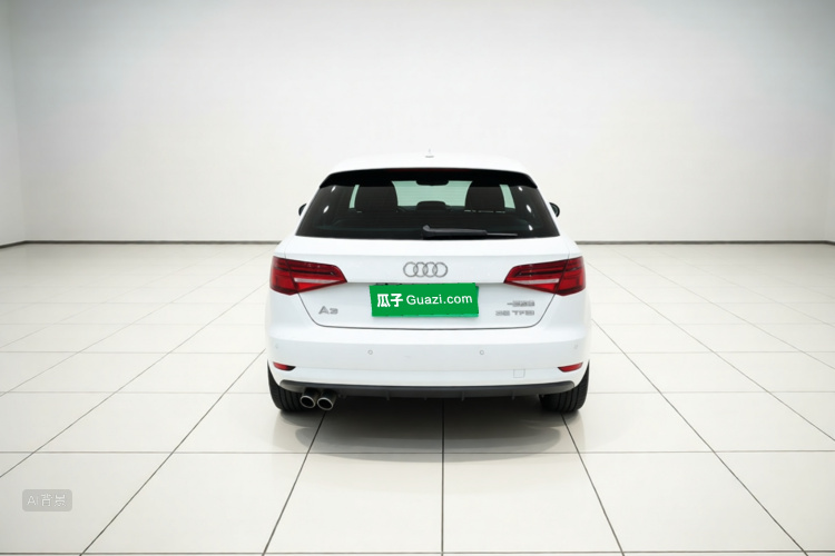 Audi A3 2018 car image #6