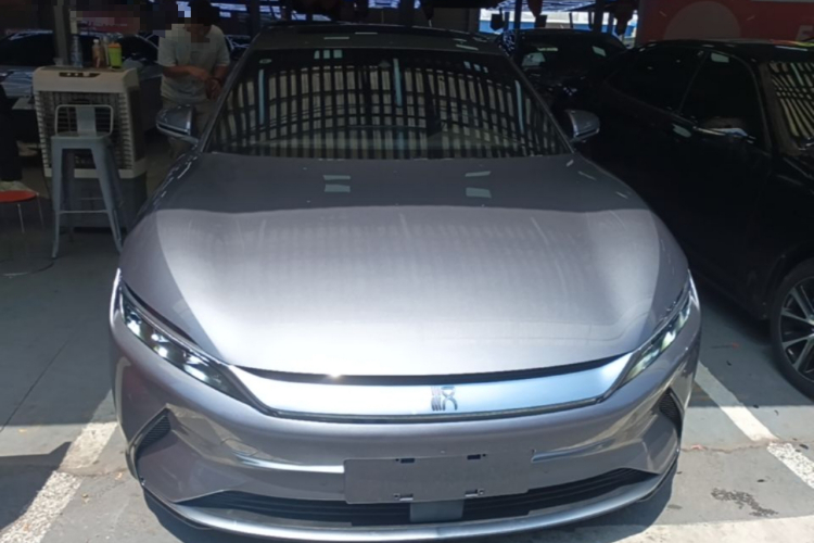 BYD Han 2022 car image #3