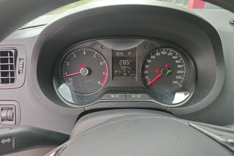 Volkswagen Polo 2018 #12 Volkswagen Polo 2018 car image #12