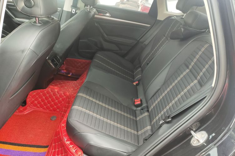Volkswagen Lavida 2019 car image #17