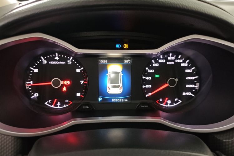 GEELY Emgrand GS 2018 car image #12