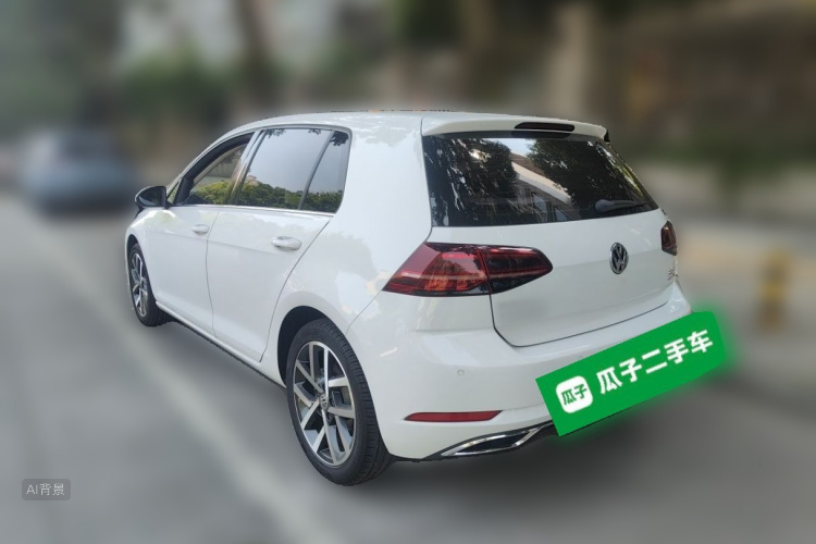 Volkswagen Golf 2018 car image #5