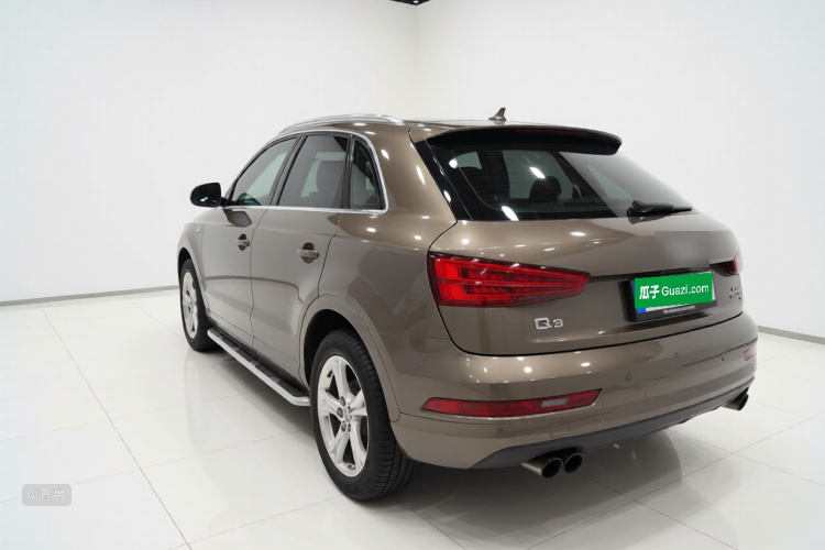 Audi Q3 2016 car image #5