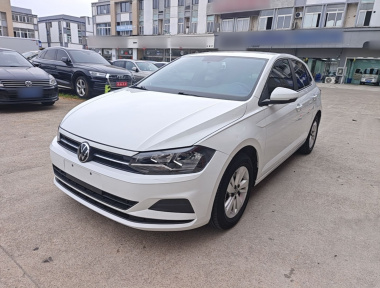 Volkswagen Polo 2023 car image 