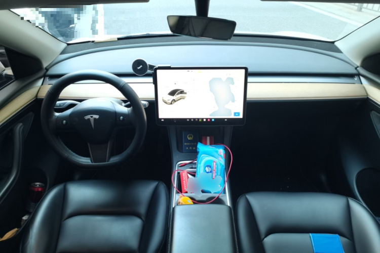 Tesla Model Y 2021 #7 Tesla Model Y 2021 car image #7