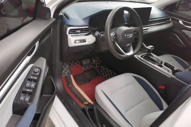 GEELY Emgrand 2022 #16 GEELY Emgrand 2022 صورة سيارة #16