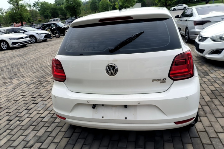 Volkswagen Polo 2019 car image #6