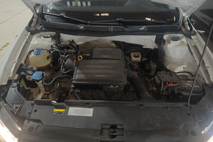 Volkswagen Bora 2018 image de voiture #20