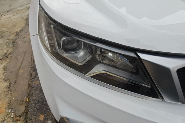 GEELY Vision X6 2018 immagine di auto #8