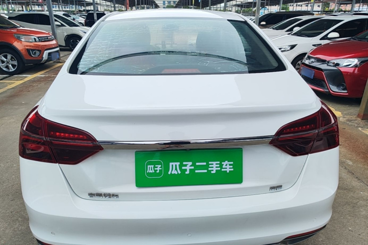 GEELY Emgrand 2020 car image #6