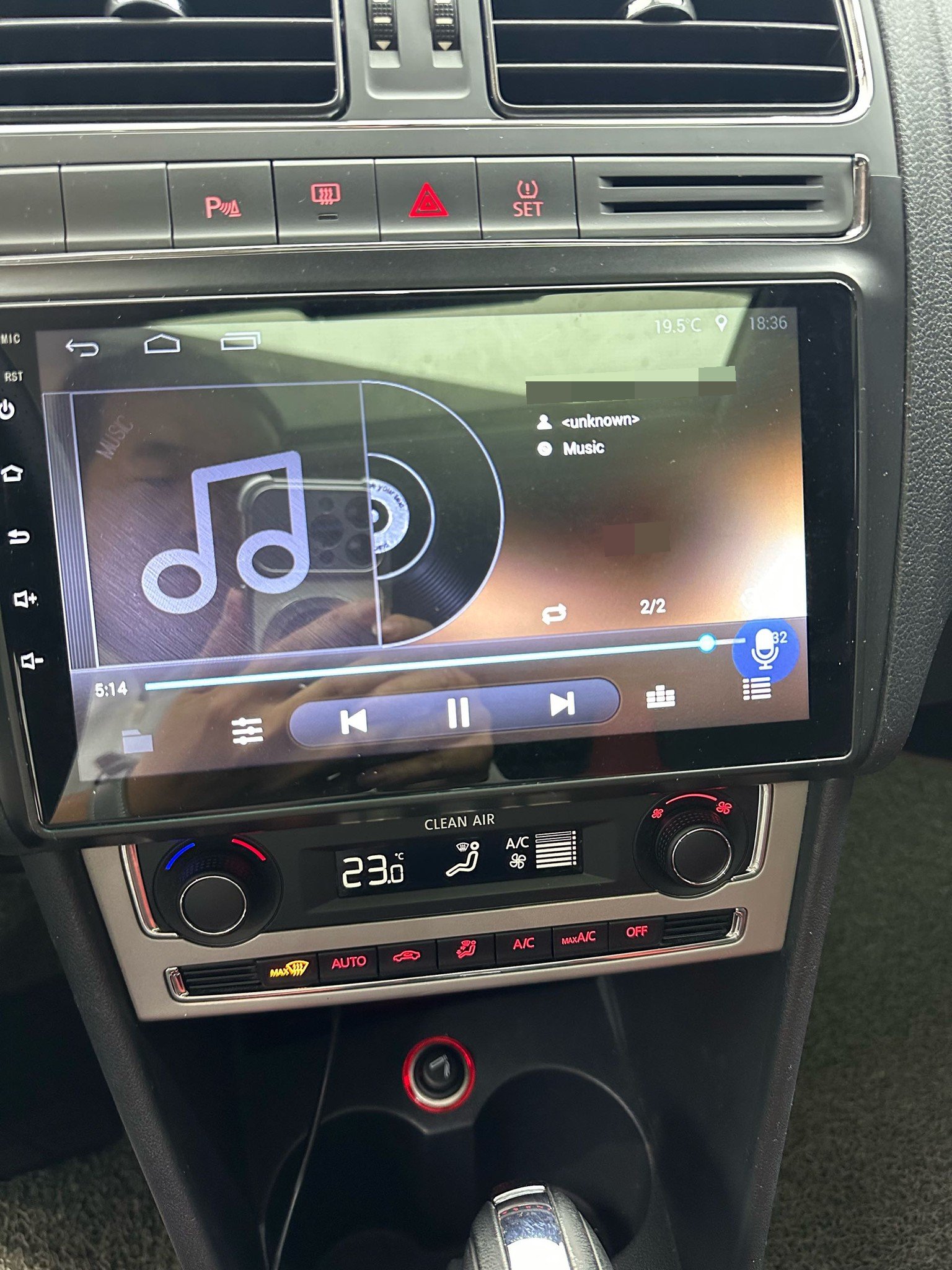 Volkswagen Polo 2016 car image #14