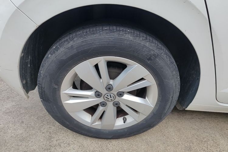 Volkswagen Polo 2019 car image #10