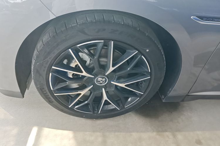 BYD Han 2024 car image #9