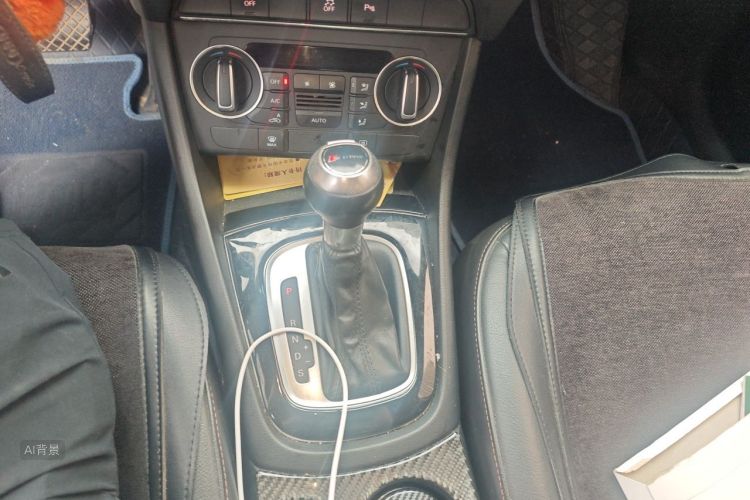 Audi Q3 2016 #16 Audi Q3 2016 car image #16