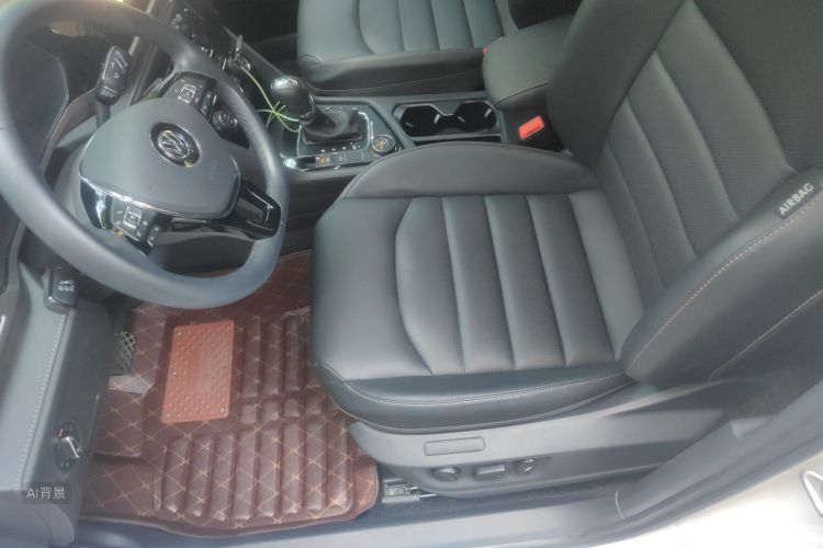 Volkswagen Tharu 2020 immagine di auto #17