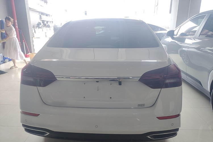 GEELY Emgrand 2021 #4 GEELY Emgrand 2021 car image #4