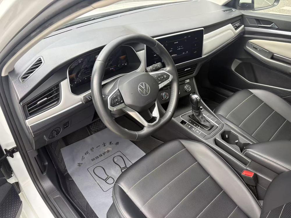 Volkswagen Bora 2023 immagine di auto #14