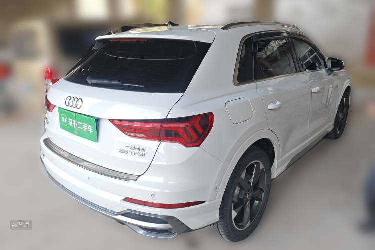 Audi Q3 2021 car image #7