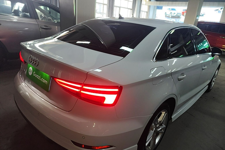 Audi A3 2020 car image #7